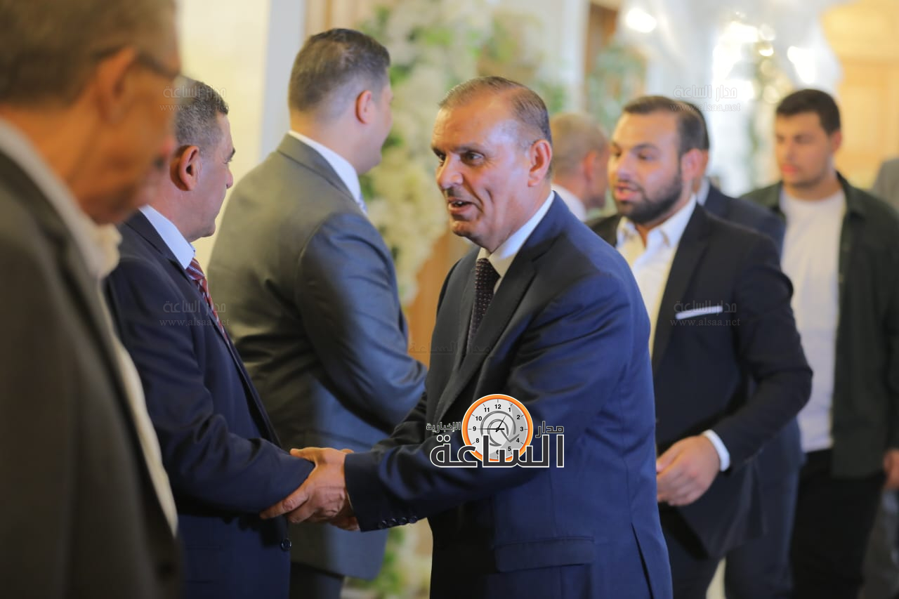 Madar Al-Saa Images 0.727335388374891