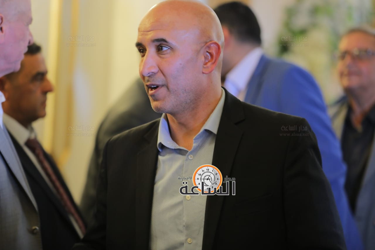 Madar Al-Saa Images 0.011842775547777462