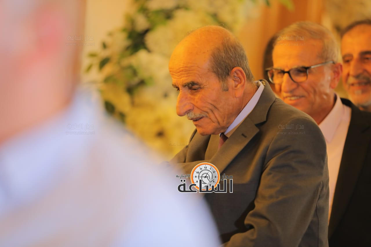 Madar Al-Saa Images 0.037798214758301585