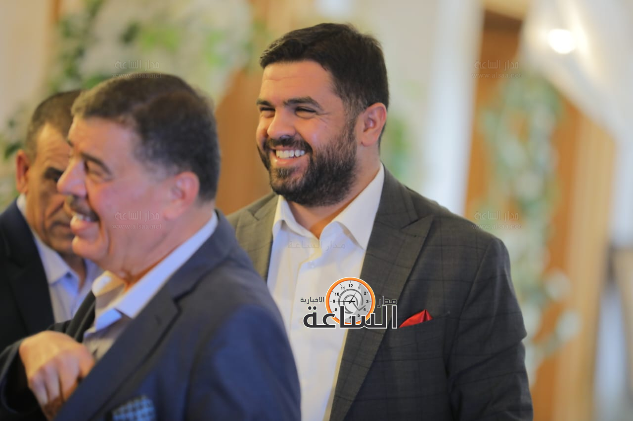 Madar Al-Saa Images 0.7140599656330686