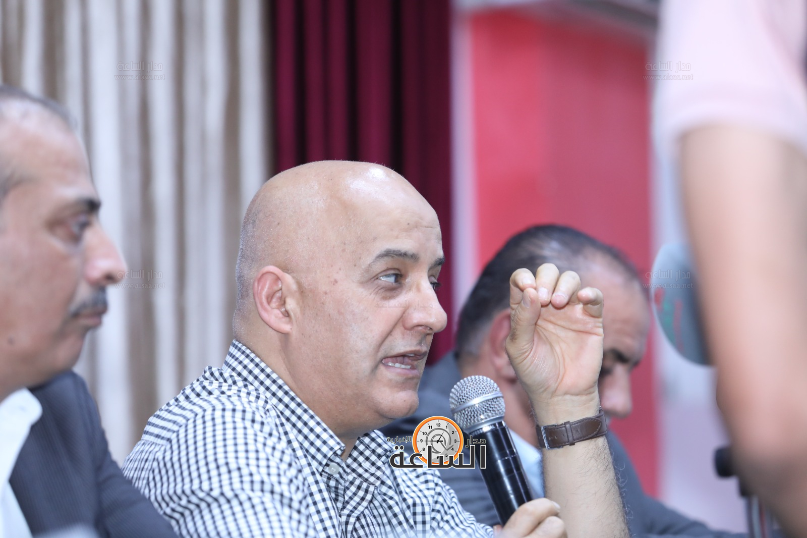 Madar Al-Saa Images 0.05622521395786717