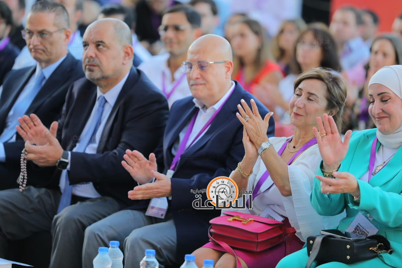 Madar Al-Saa Images 0.9133378394517164