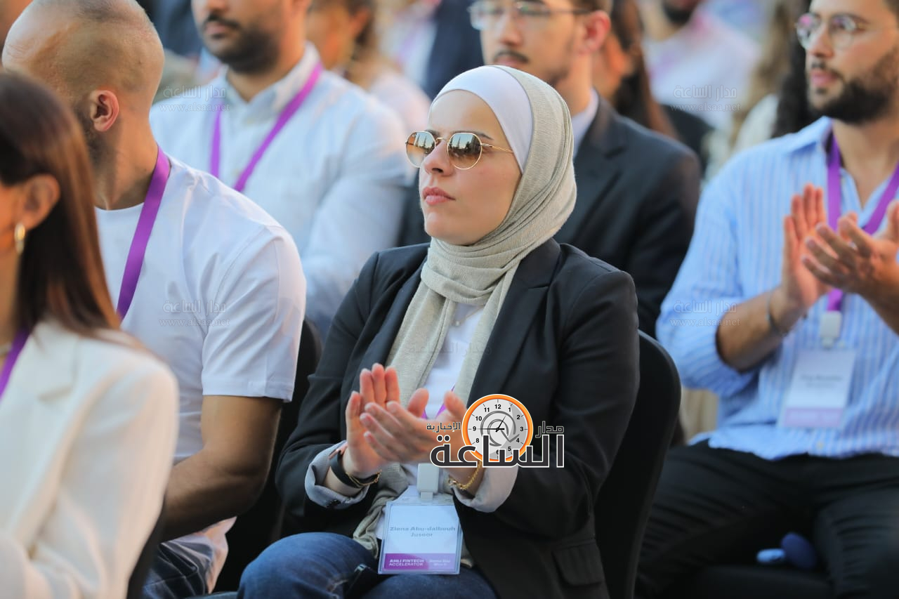 Madar Al-Saa Images 0.5493958870484199