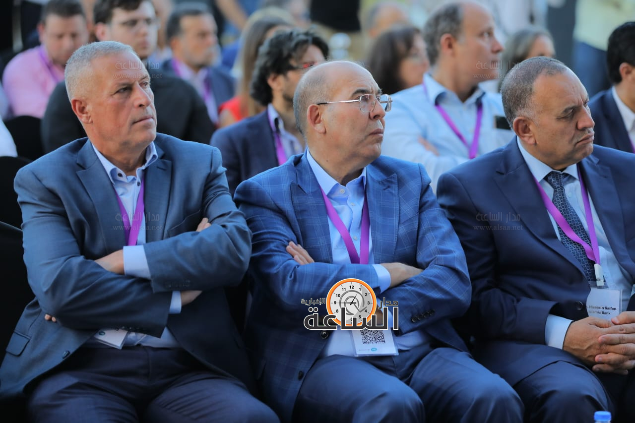 Madar Al-Saa Images 0.7069847530376474