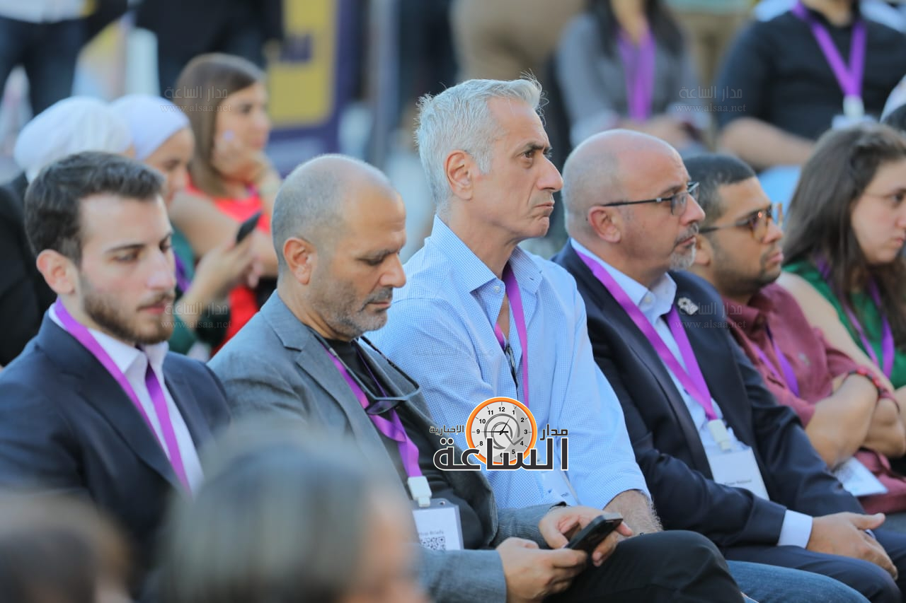 Madar Al-Saa Images 0.5406872667012952