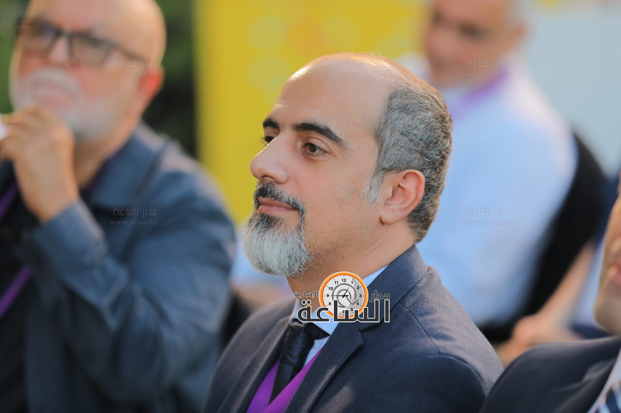 Madar Al-Saa Images 0.5830456070571313