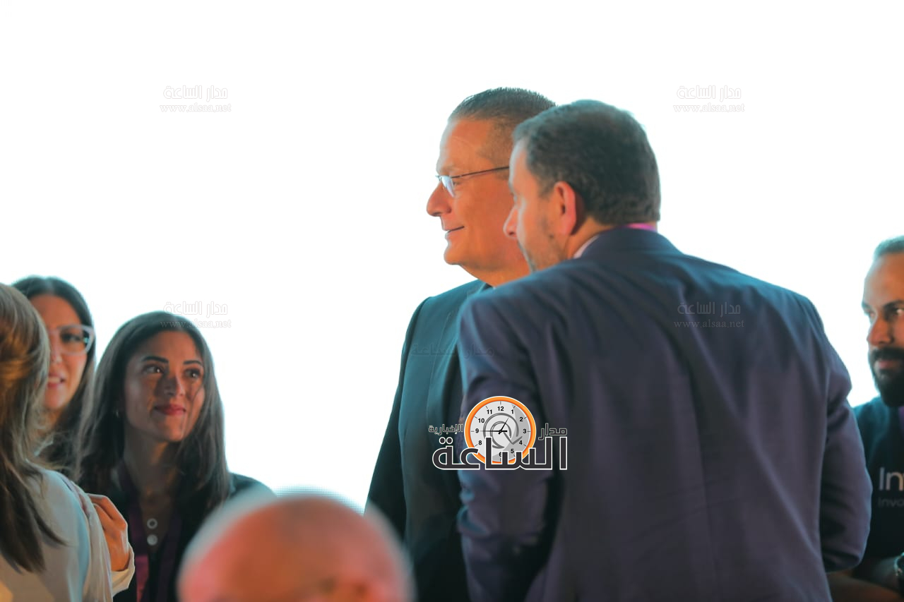 Madar Al-Saa Images 0.35410438742576966