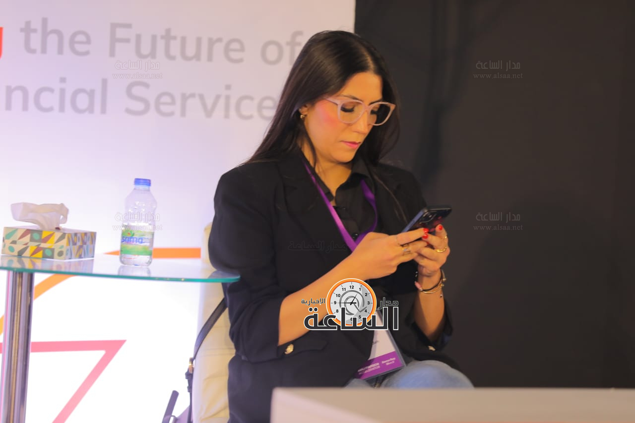 Madar Al-Saa Images 0.46810242530393364