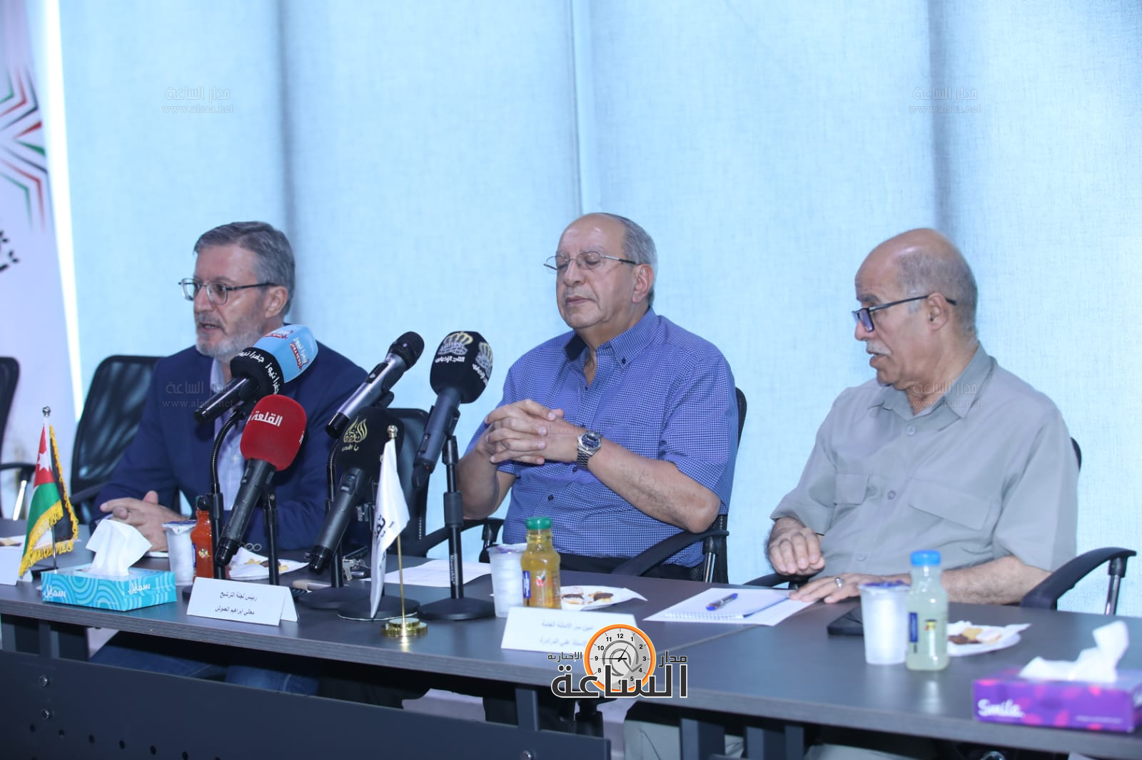 Madar Al-Saa Images 0.06134974593192166