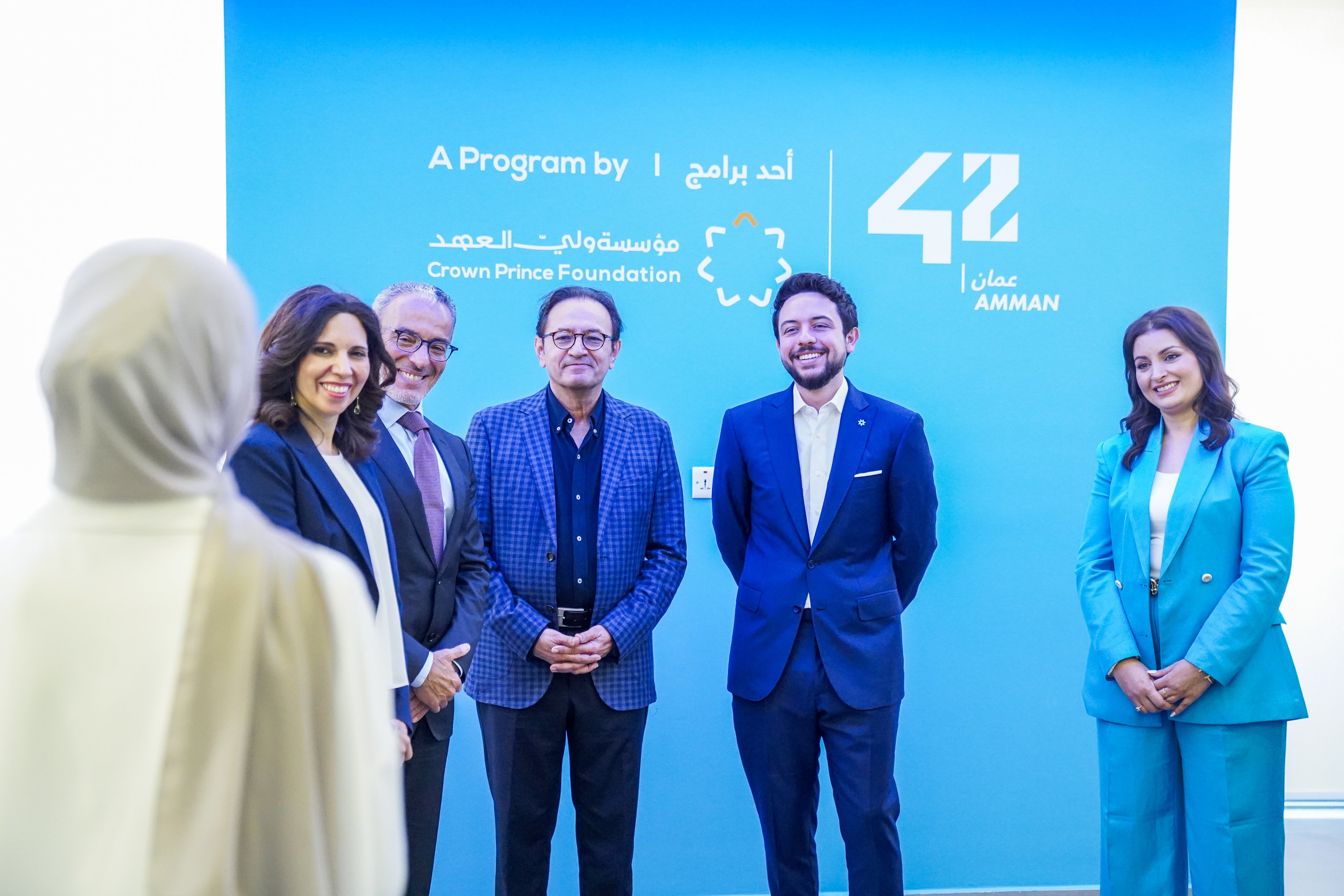 Madar Al-Saa Images 0.6776121020378258