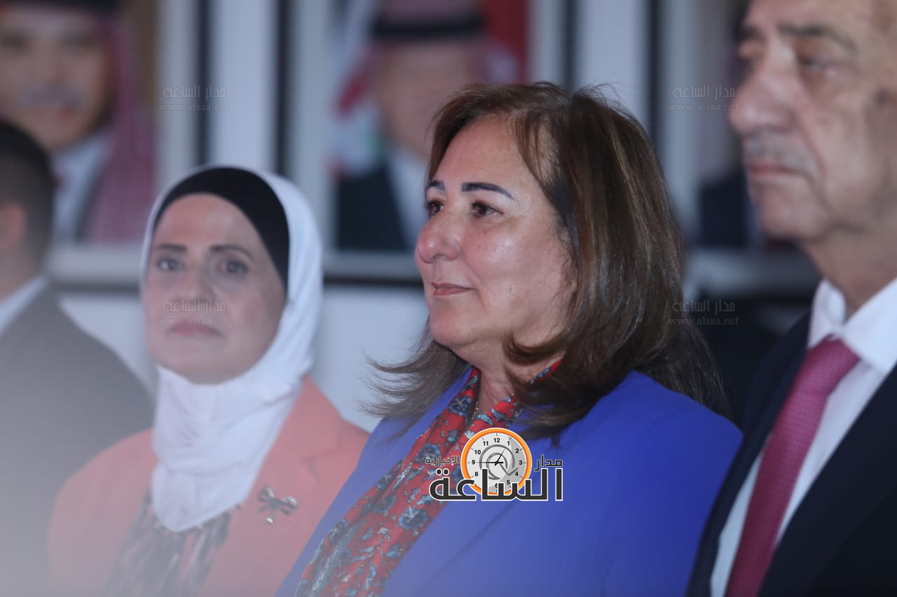 Madar Al-Saa Images 0.17506831507764264