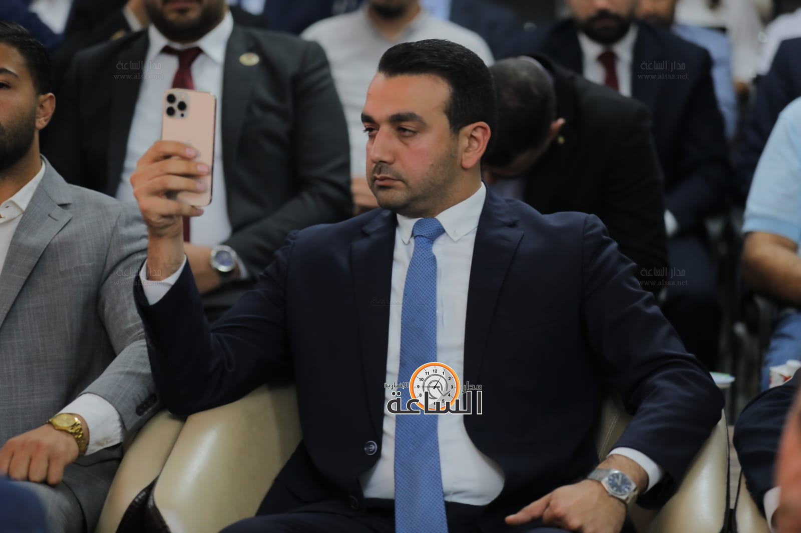 Madar Al-Saa Images 0.14587556647967426