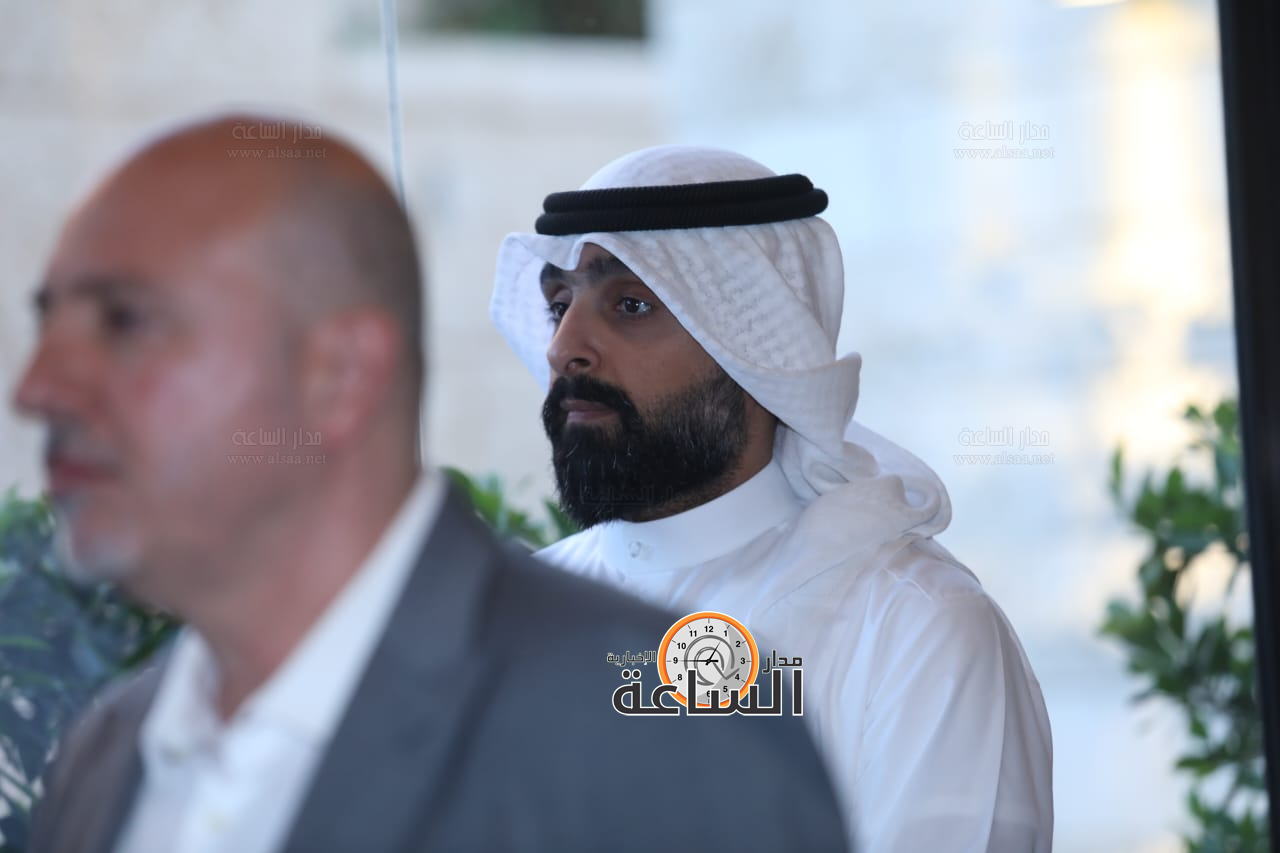 Madar Al-Saa Images 0.3733894157323818