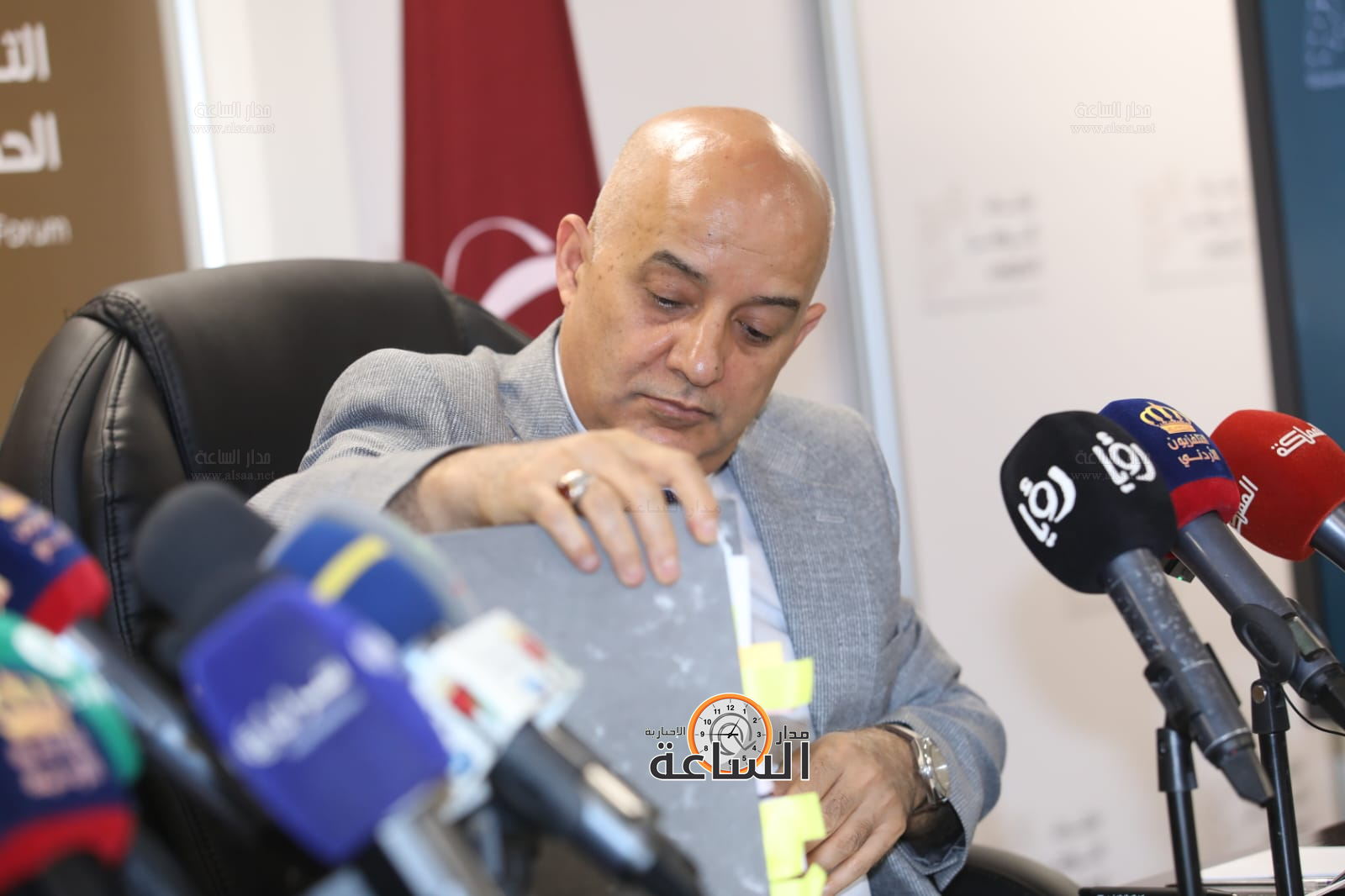 Madar Al-Saa Images 0.6027059039999629