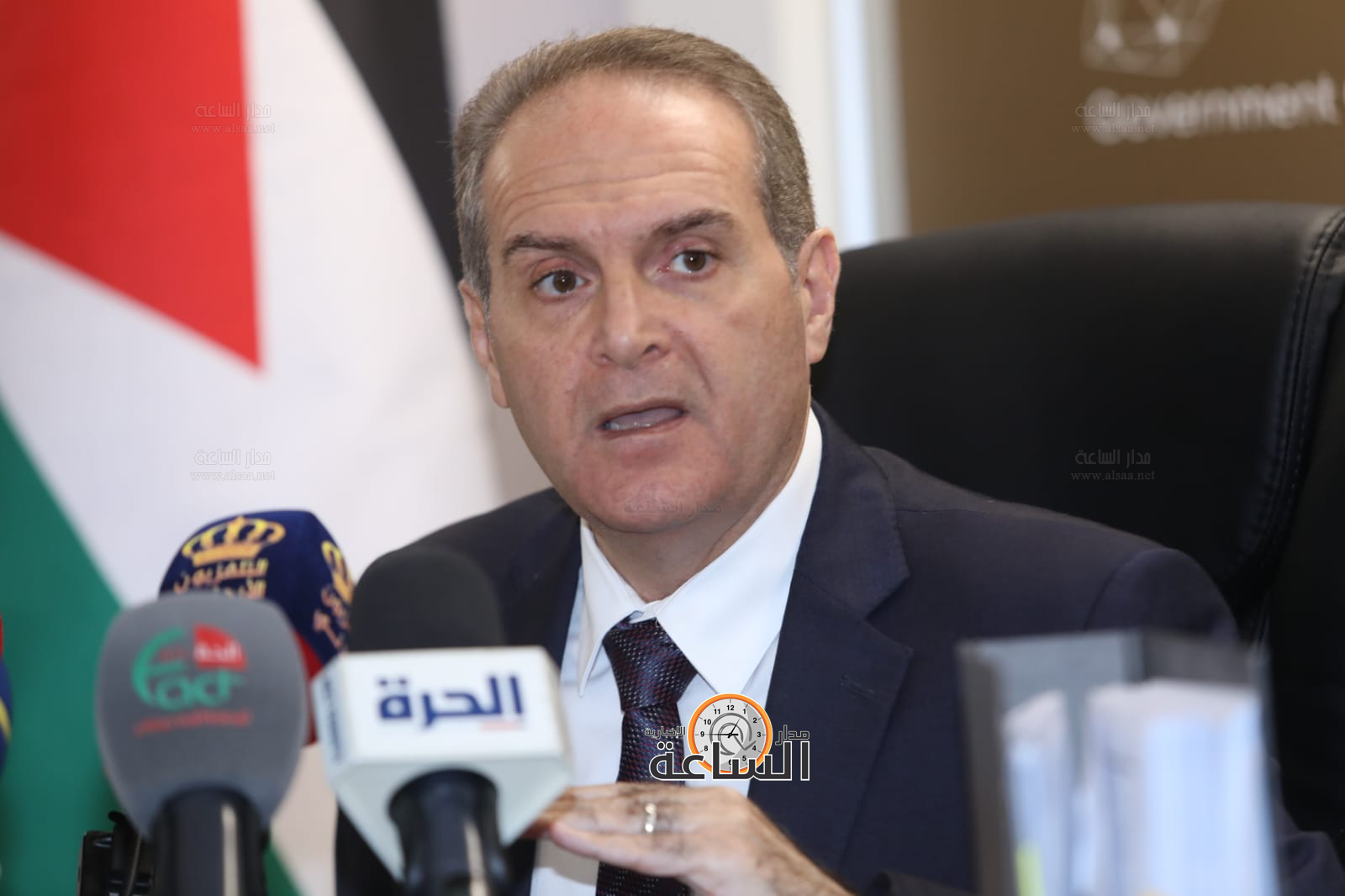 Madar Al-Saa Images 0.6456393828655613