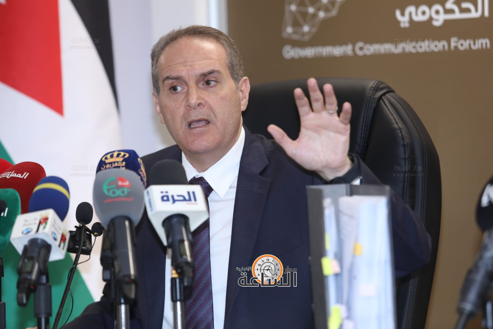 Madar Al-Saa Images 0.7058756092120879