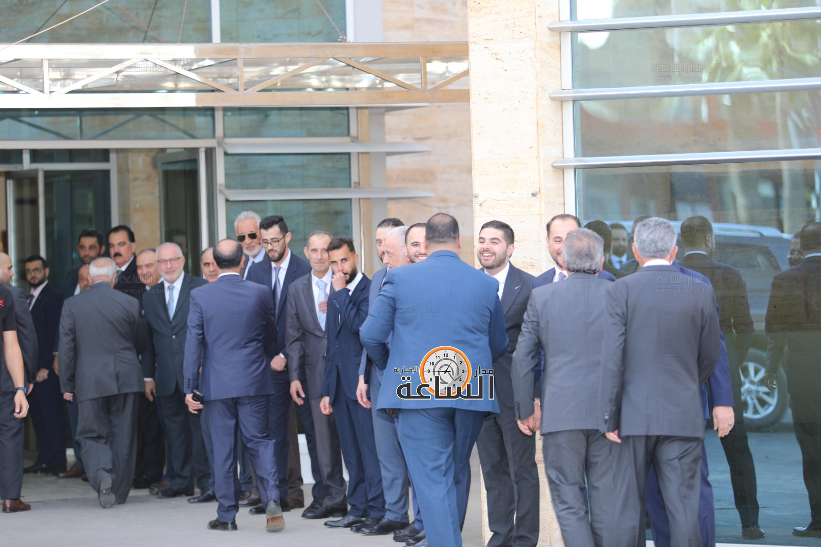 Madar Al-Saa Images 0.4025179904091789