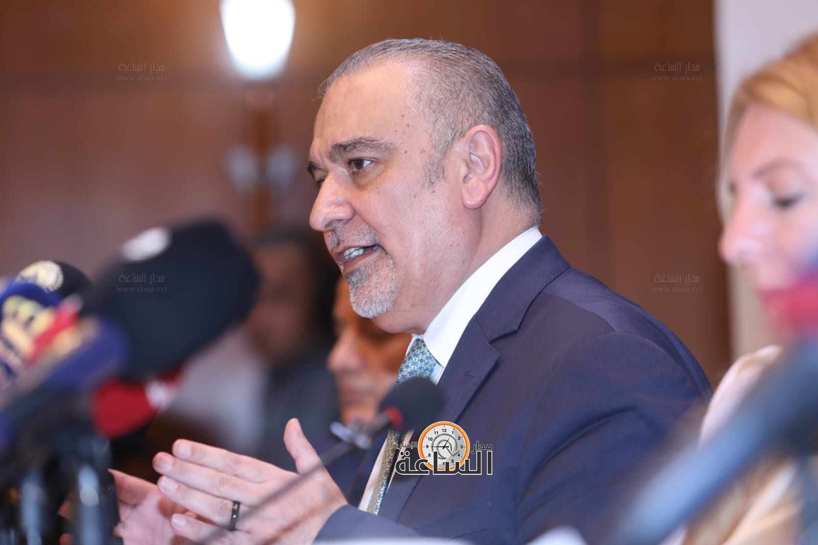 Madar Al-Saa Images 0.6934960553482961