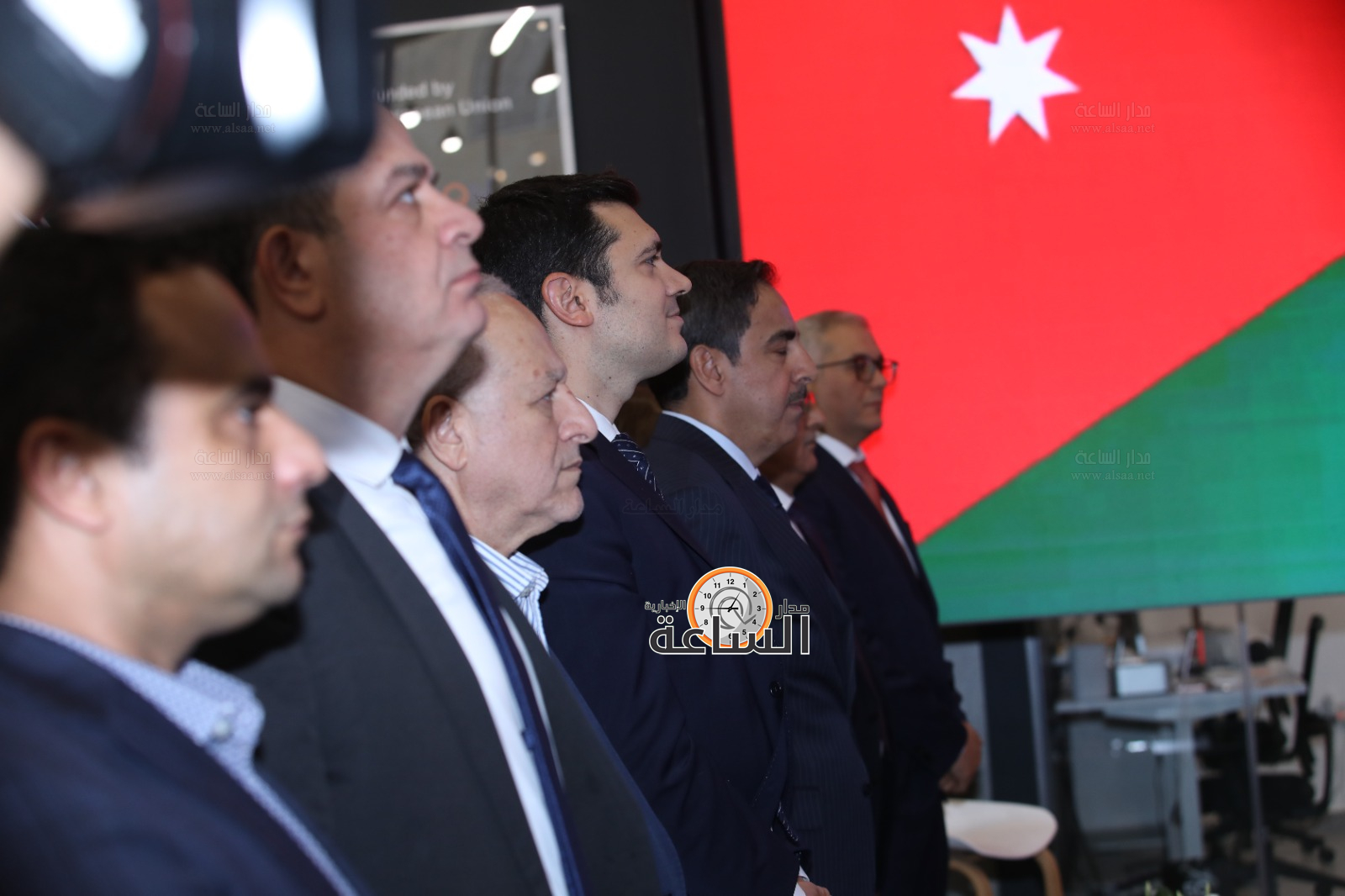 Madar Al-Saa Images 0.9959424199595128