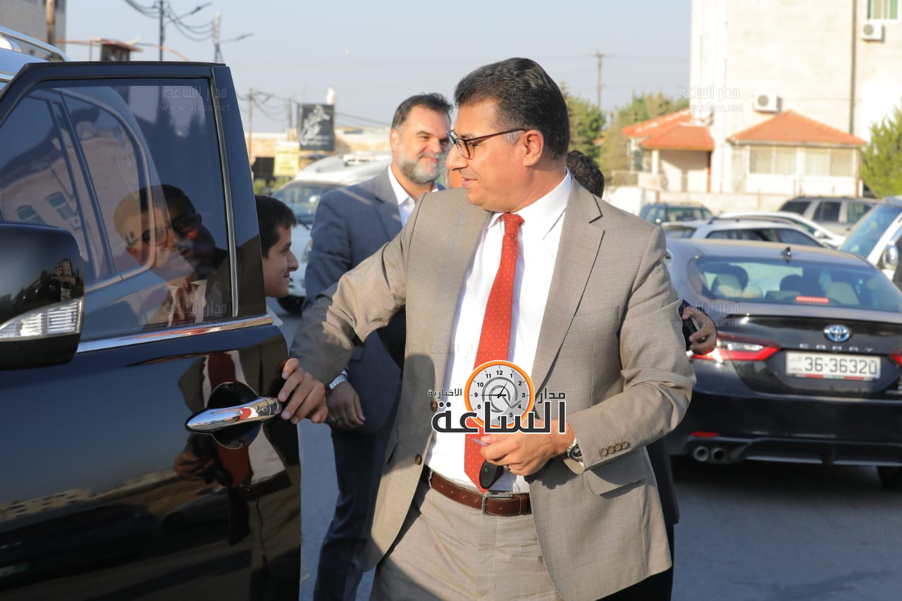 Madar Al-Saa Images 0.8651001045192563