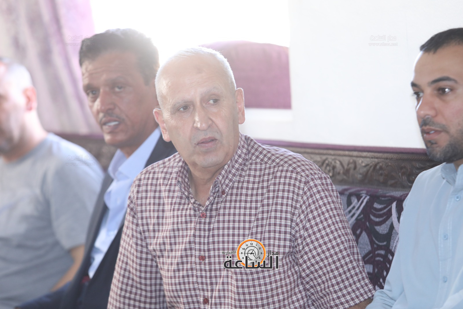 Madar Al-Saa Images 0.5465620723003719