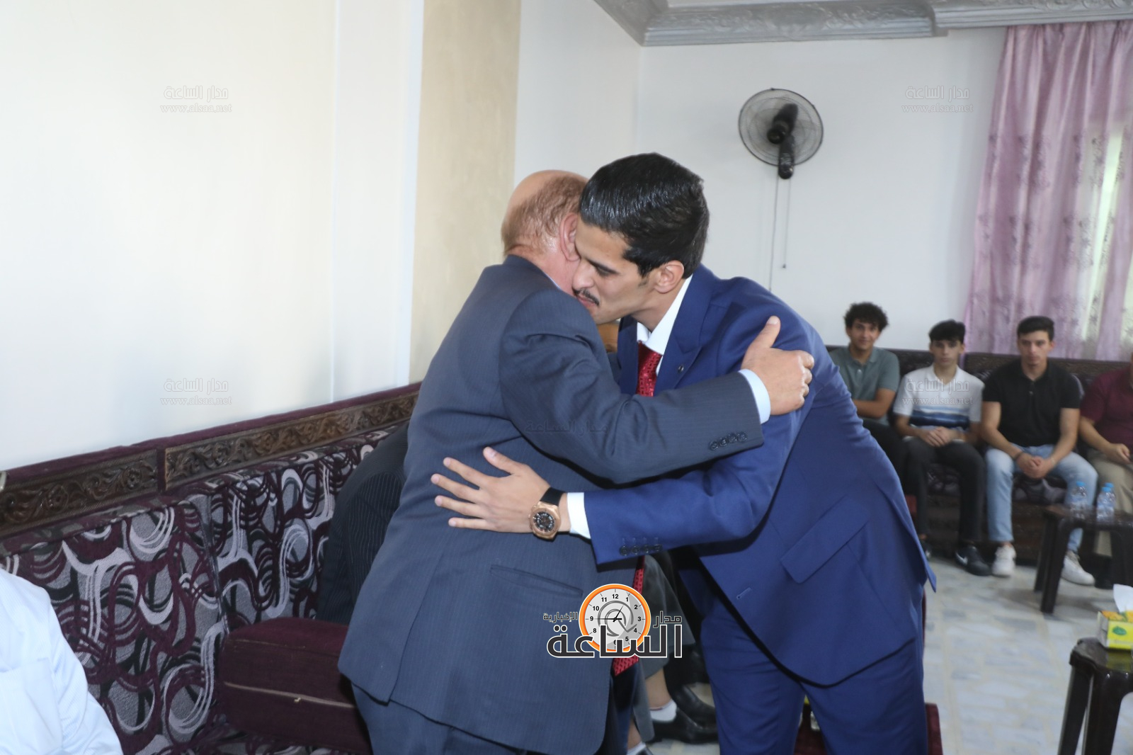 Madar Al-Saa Images 0.14298428359199145