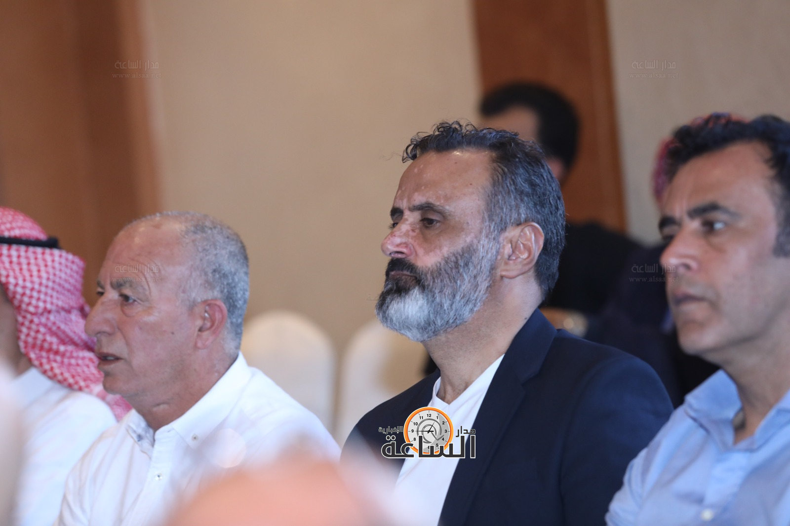 Madar Al-Saa Images 0.3985227864019423