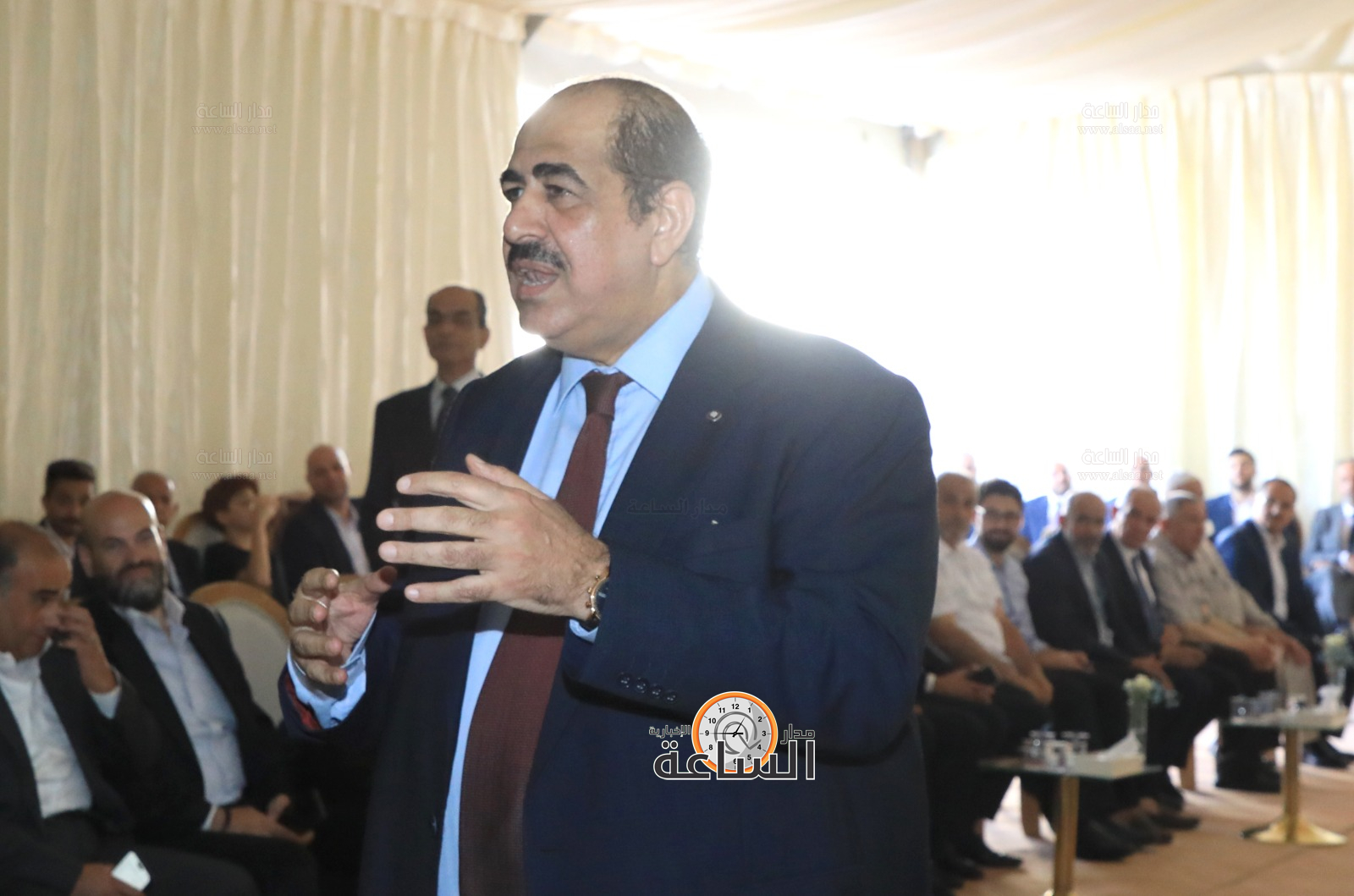 Madar Al-Saa Images 0.08587348620449409