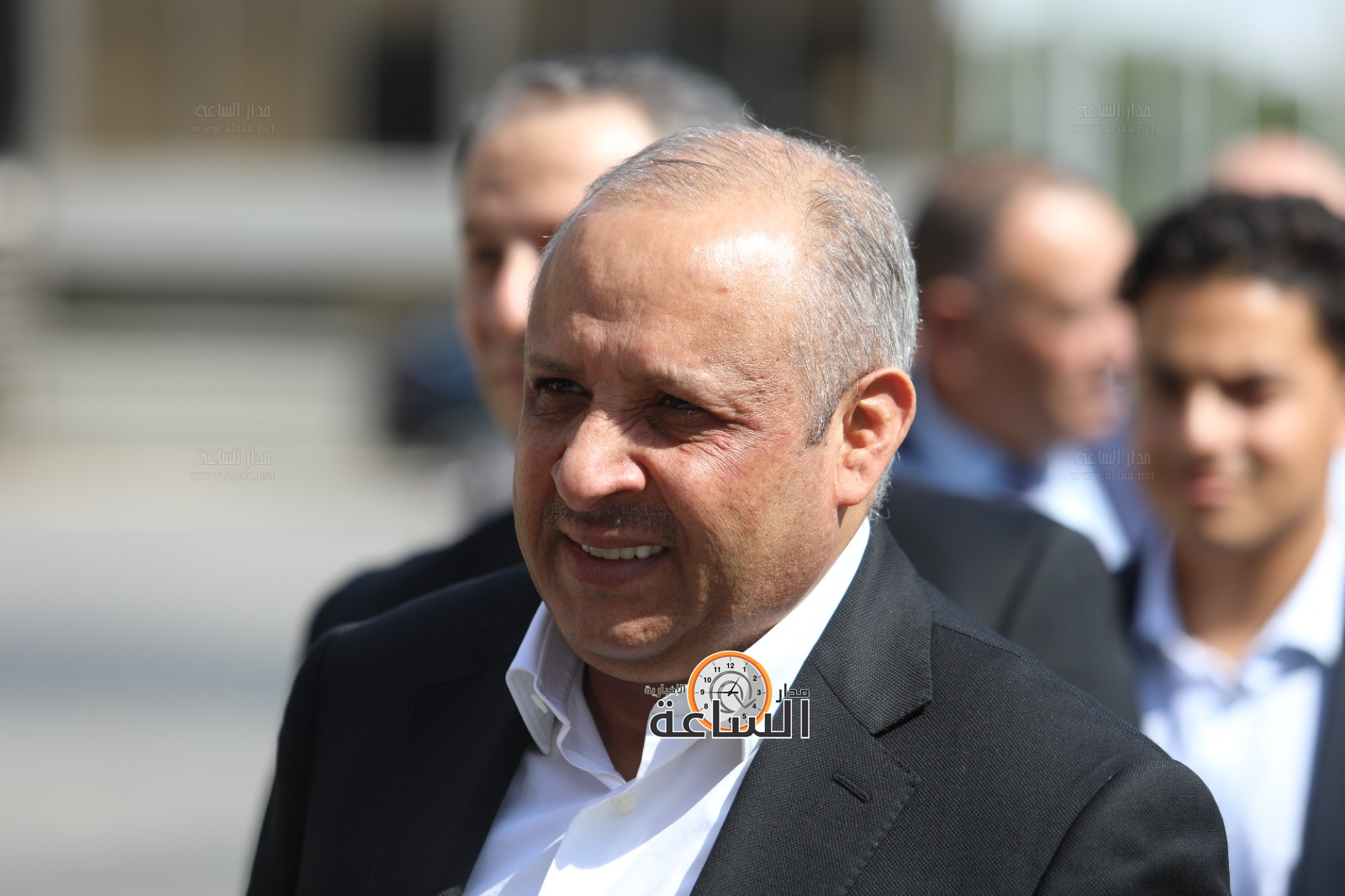 Madar Al-Saa Images 0.35877517995857056