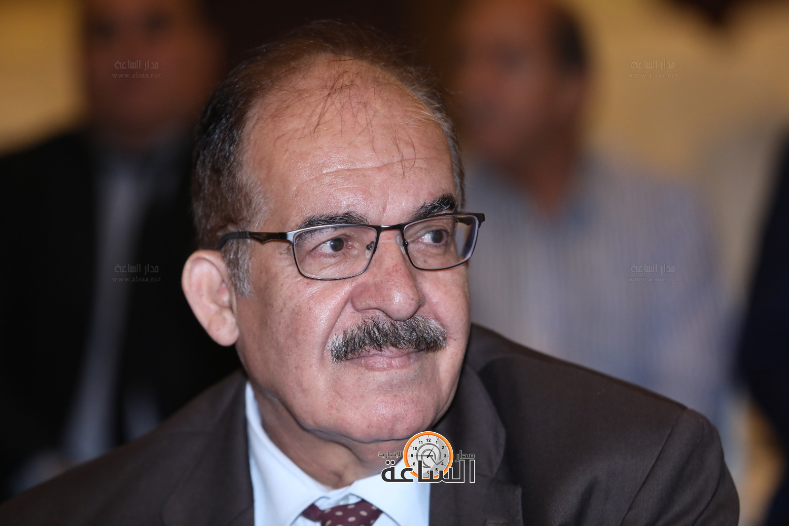 Madar Al-Saa Images 0.1135671347560312