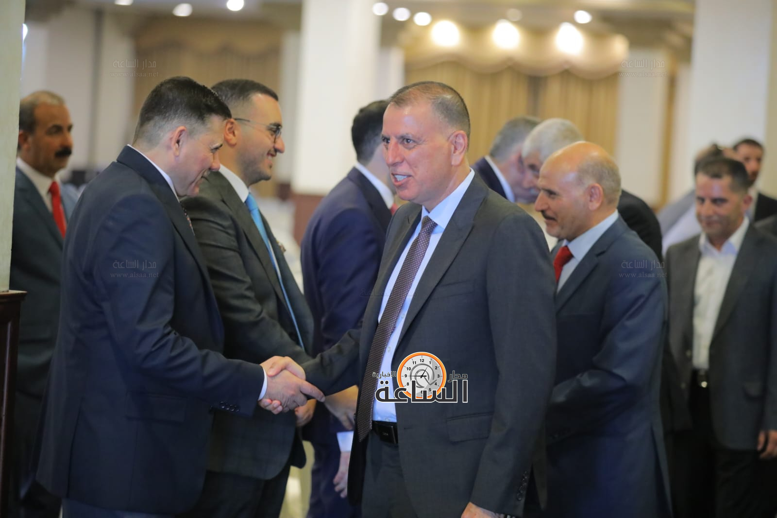 Madar Al-Saa Images 0.48439560589586983