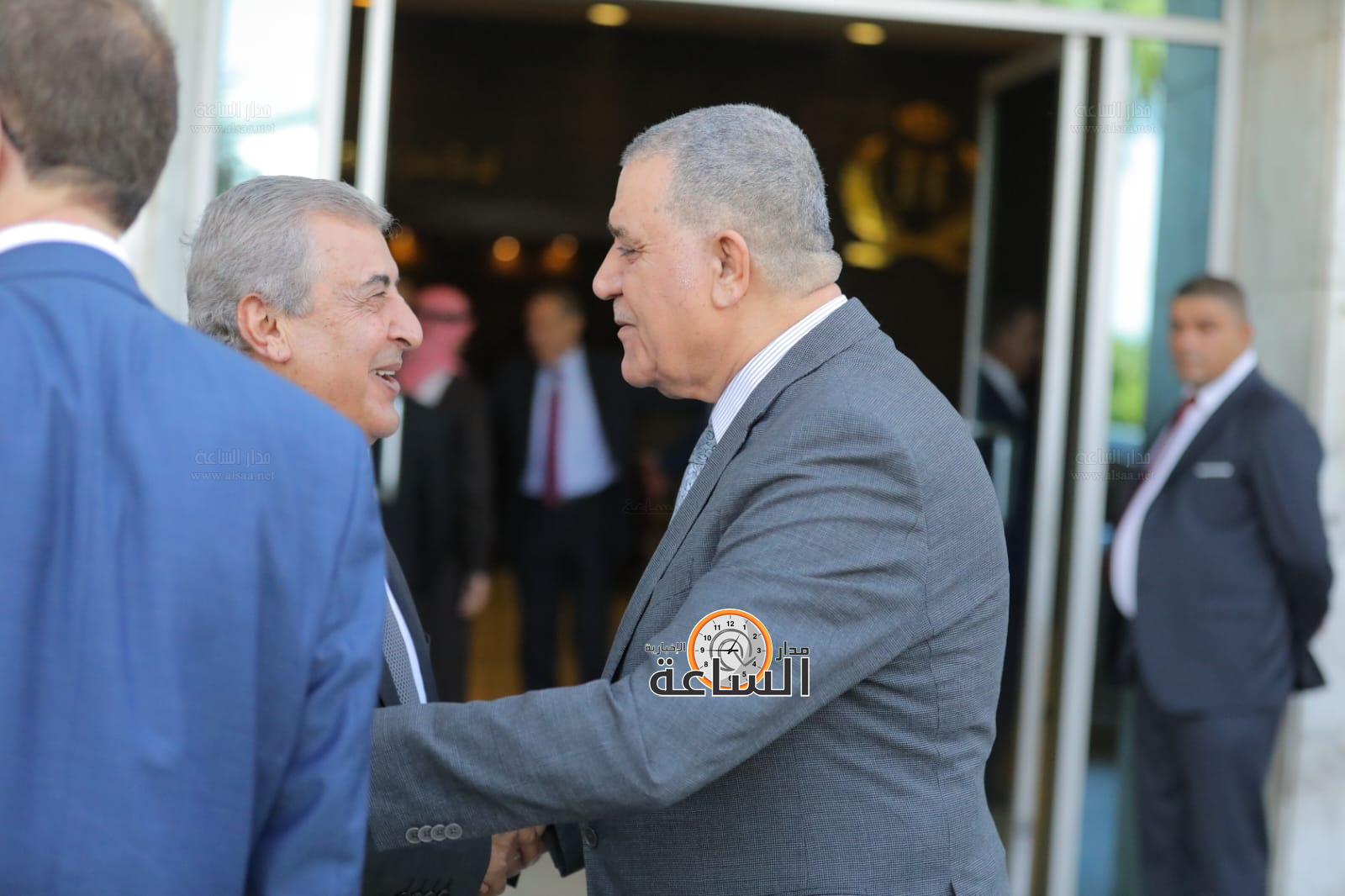 Madar Al-Saa Images 0.3924721023431228