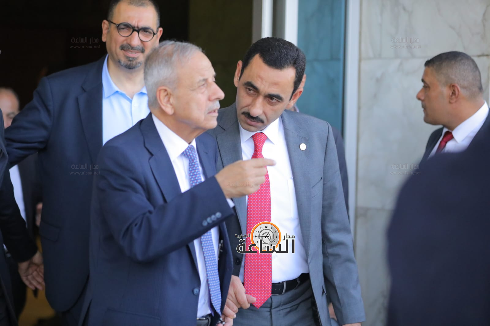 Madar Al-Saa Images 0.4082425106642711