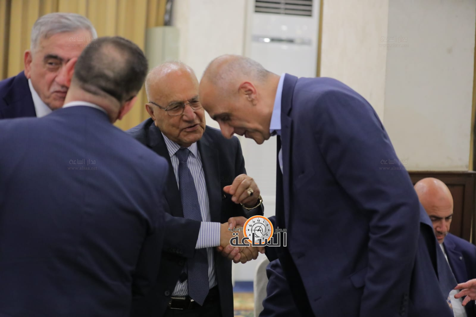 Madar Al-Saa Images 0.8940733092851467