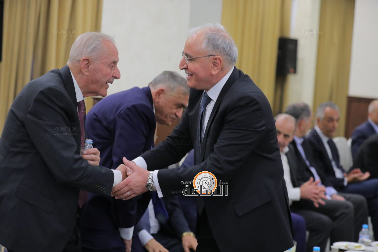 Madar Al-Saa Images 0.9422582492244931