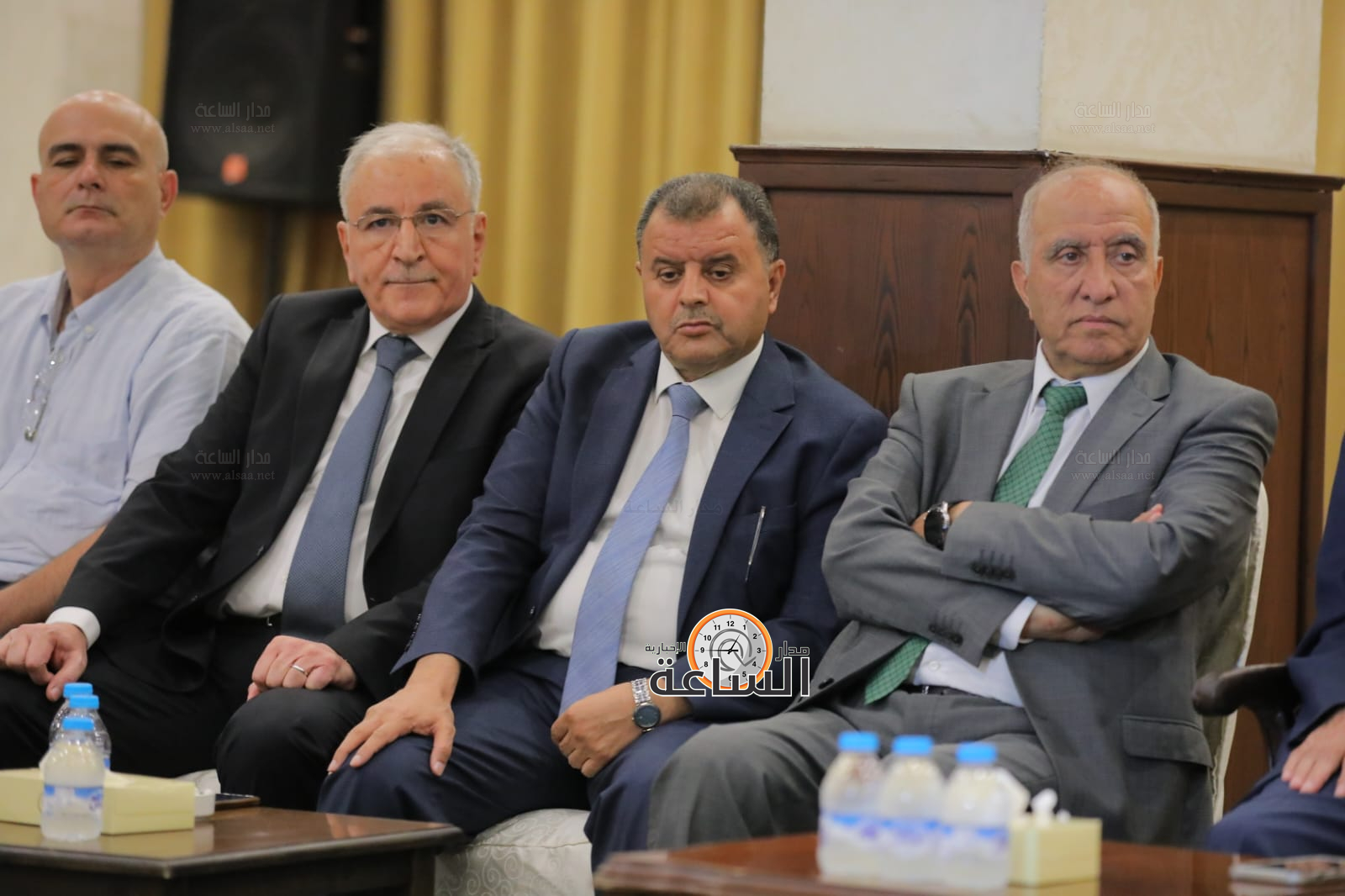 Madar Al-Saa Images 0.04630789152393677