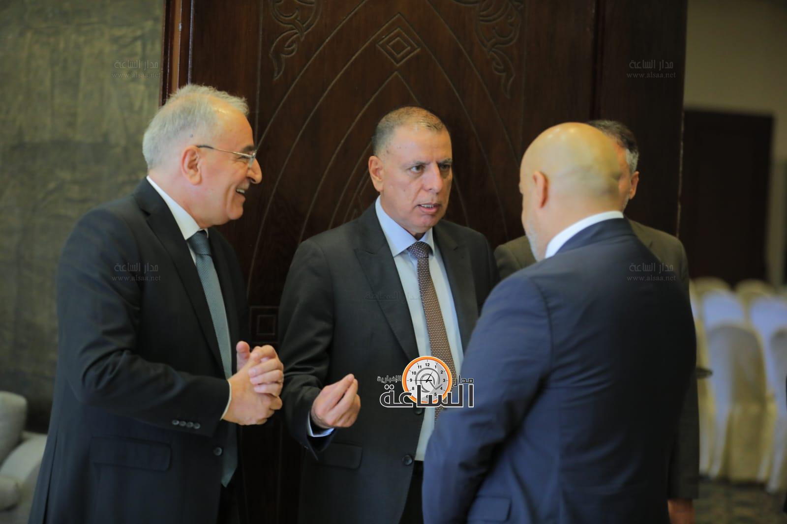 Madar Al-Saa Images 0.21184147296725198