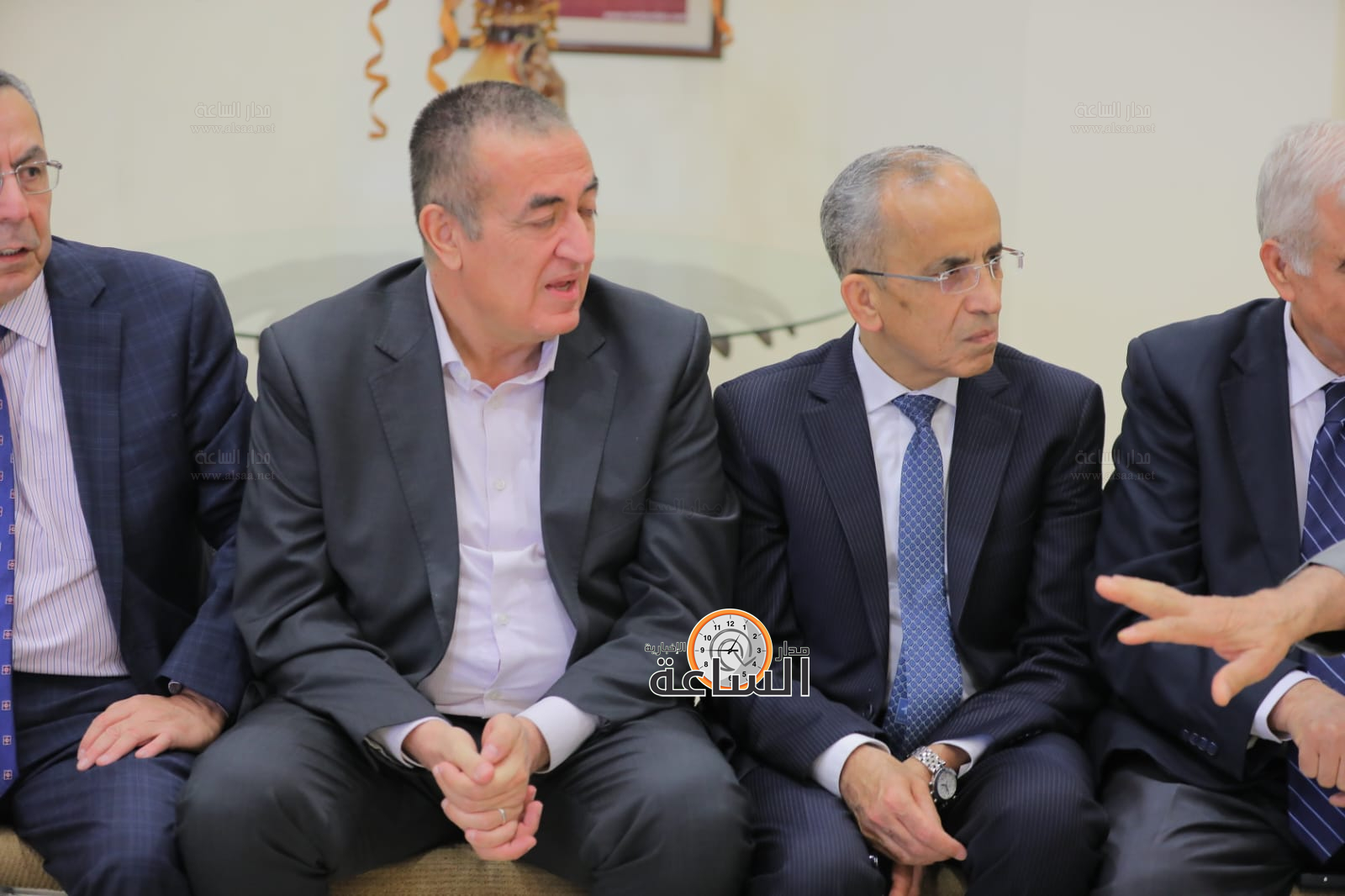 Madar Al-Saa Images 0.8280889557158482