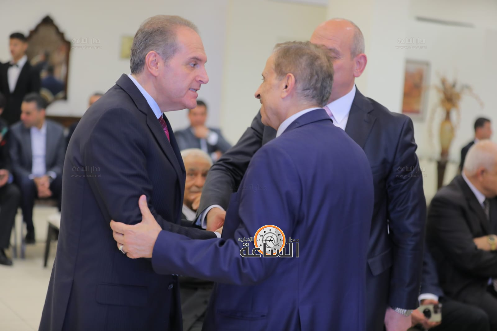 Madar Al-Saa Images 0.7537043049139591