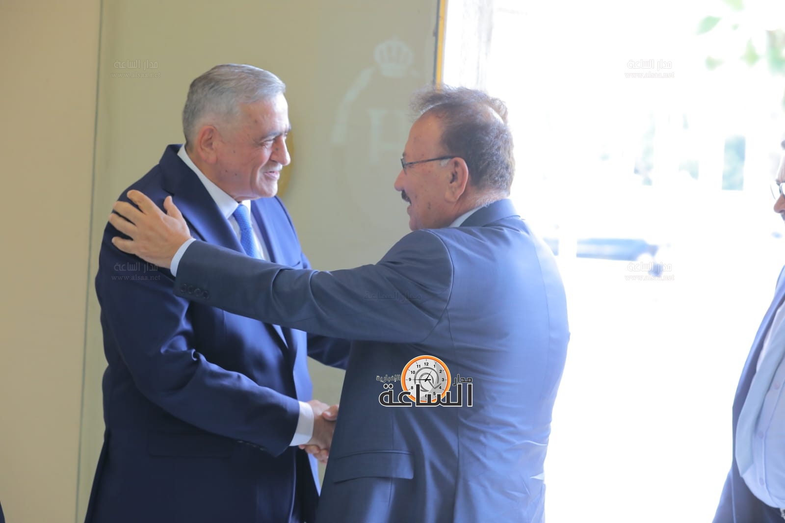 Madar Al-Saa Images 0.0277087123285642