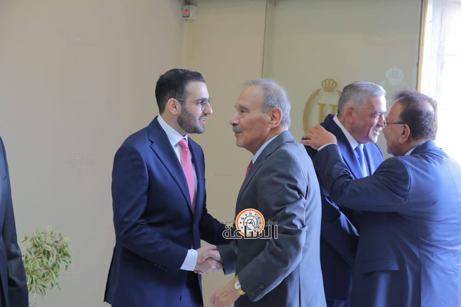 Madar Al-Saa Images 0.973653094121971