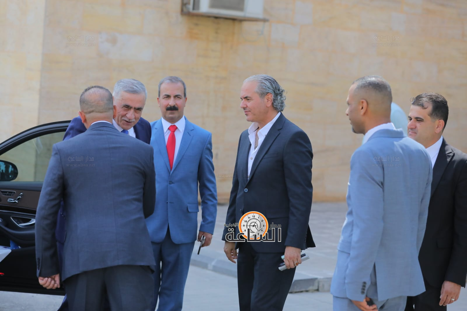 Madar Al-Saa Images 0.7181943378401627