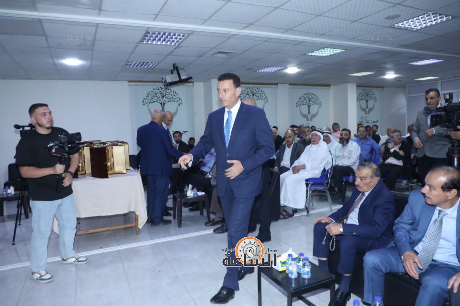 Madar Al-Saa Images 0.10657050111737232