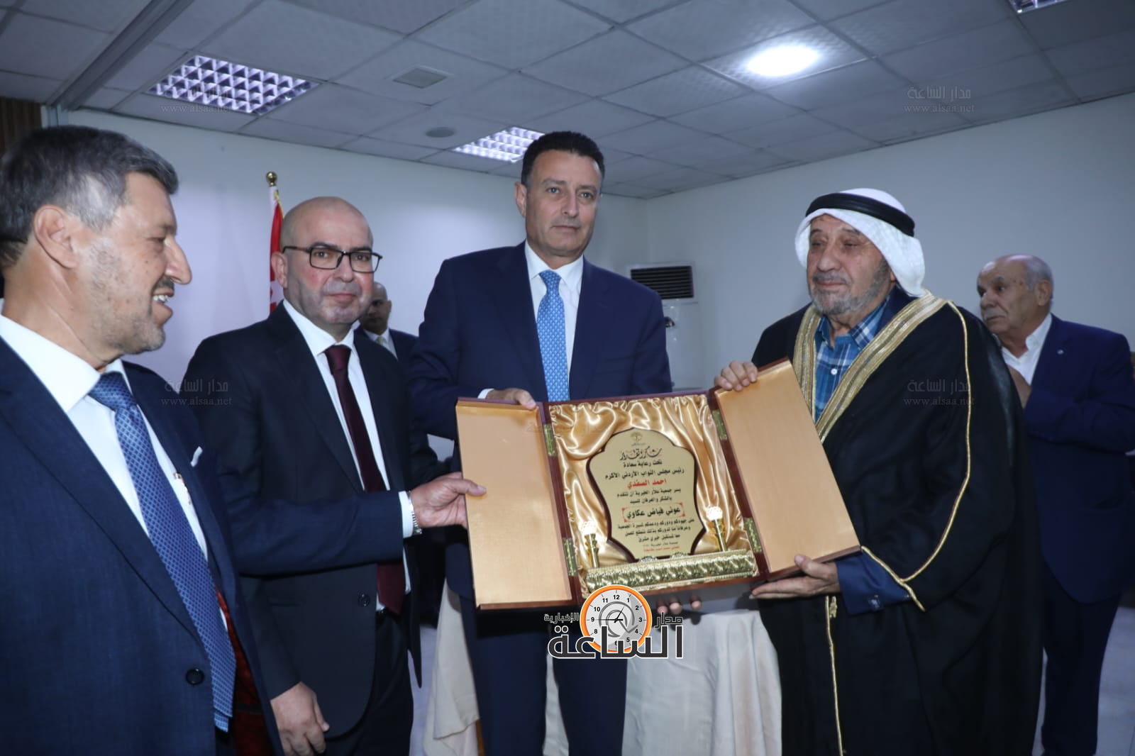 Madar Al-Saa Images 0.34964961956958285