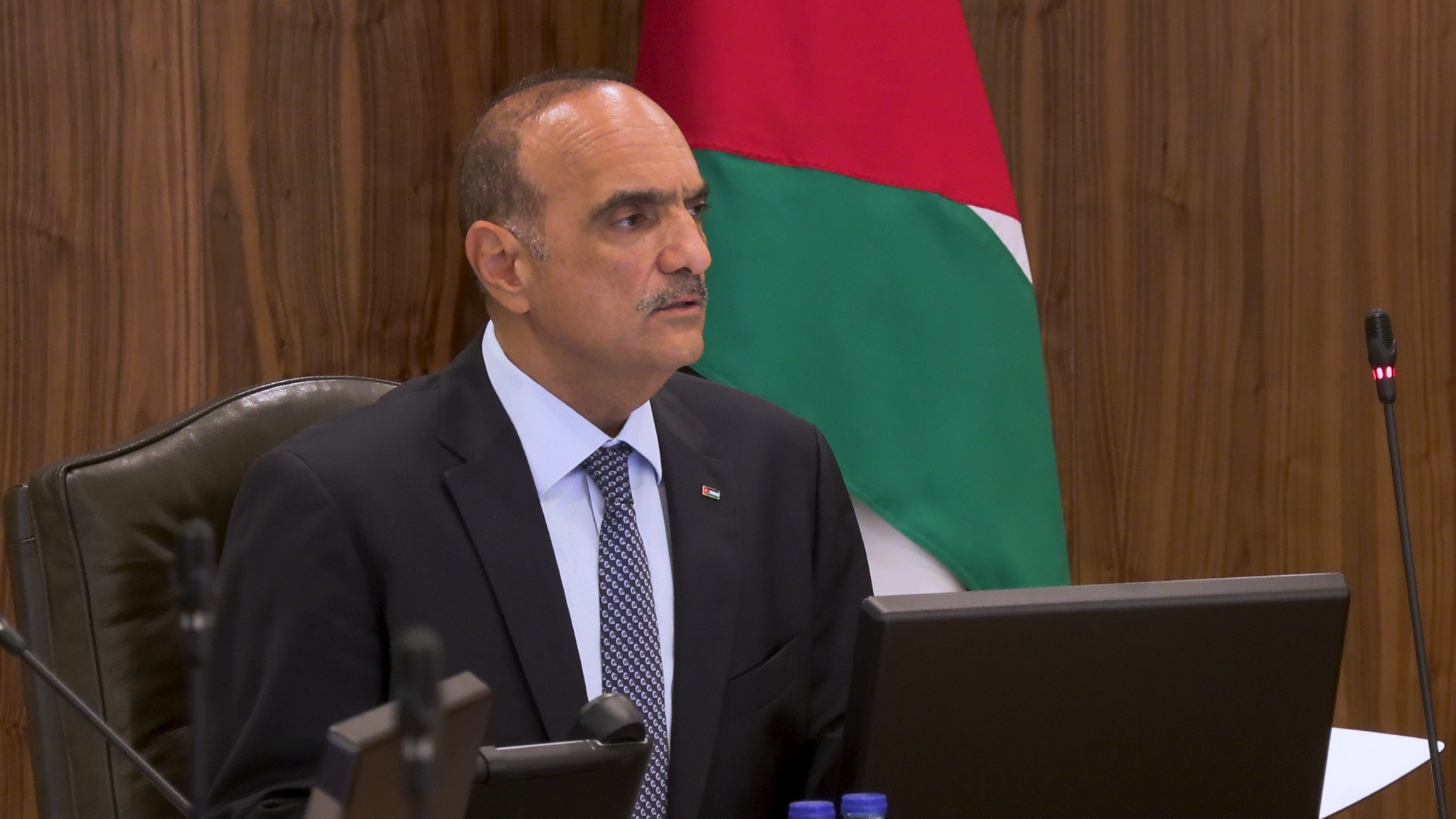 Madar Al-Saa Images 0.6178344577045829