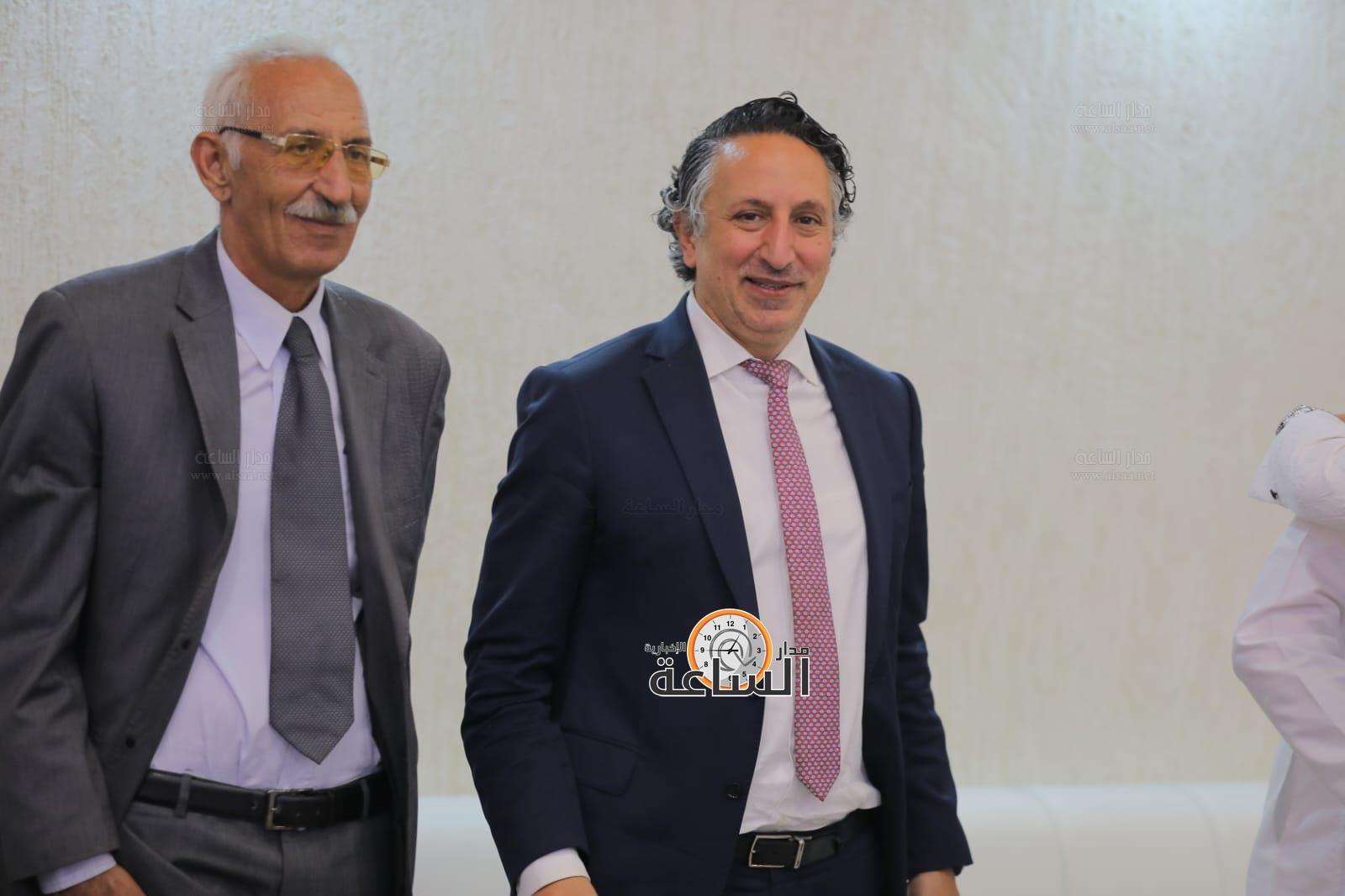 Madar Al-Saa Images 0.6099375834137397