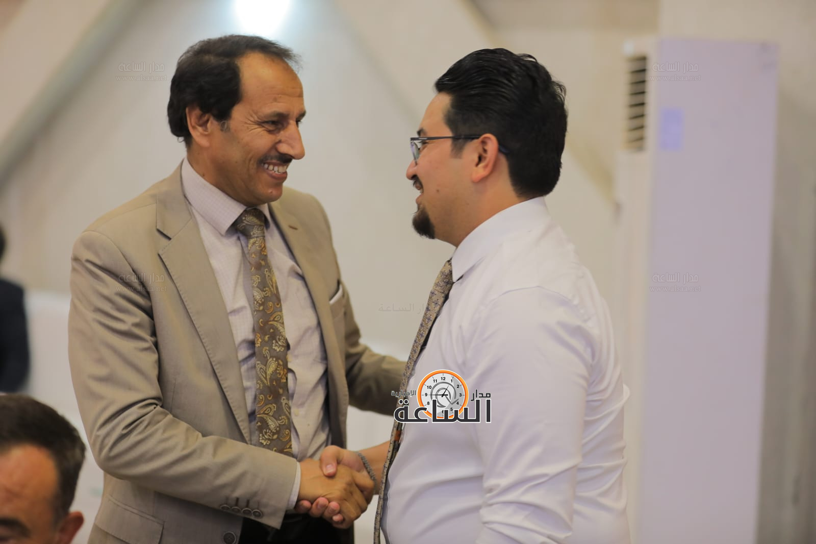 Madar Al-Saa Images 0.15767110653525696