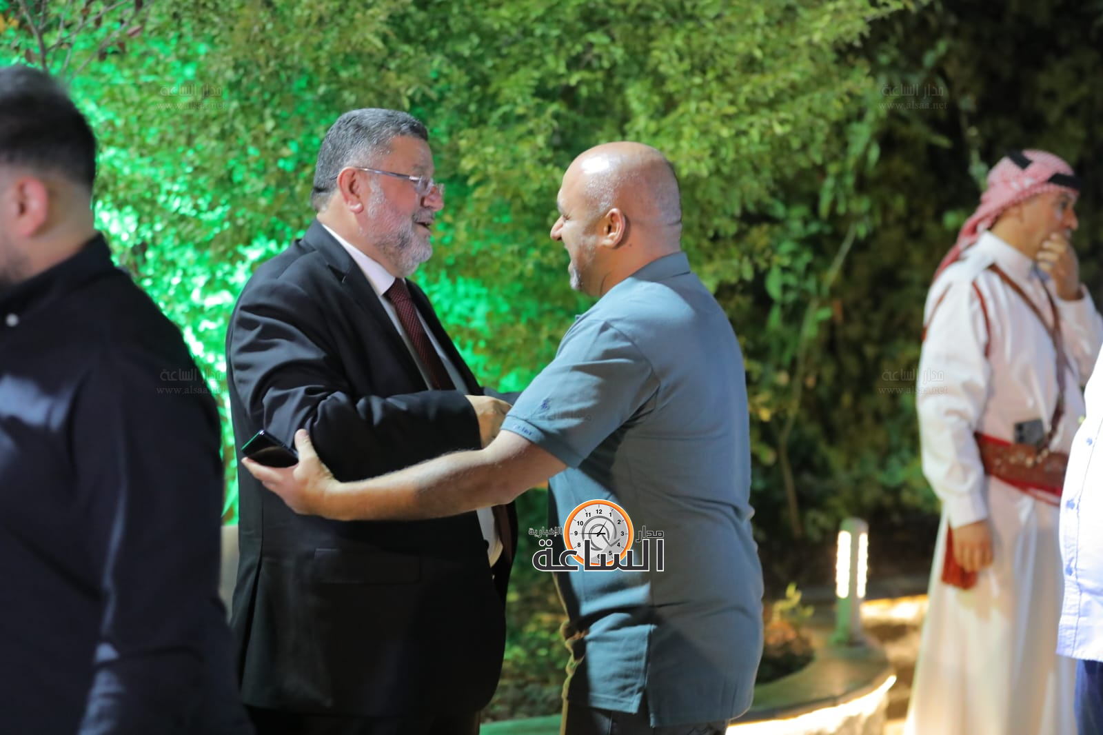 Madar Al-Saa Images 0.9981344717143508