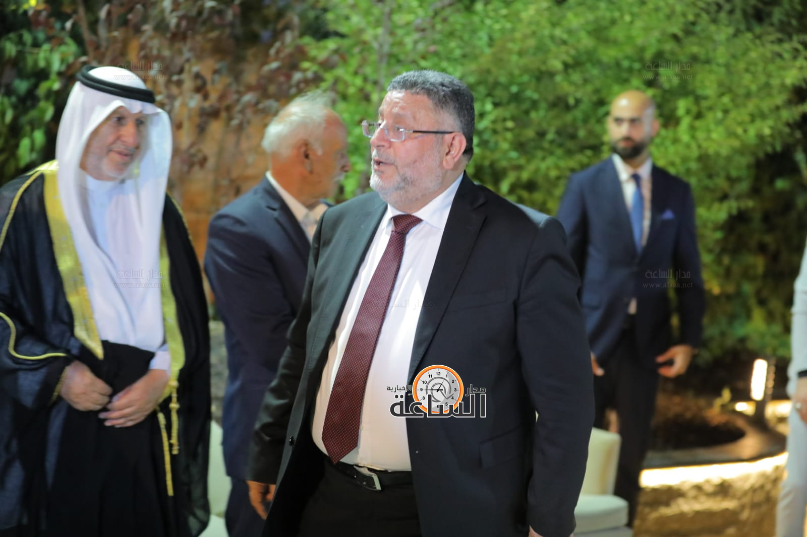 Madar Al-Saa Images 0.9834343830636276