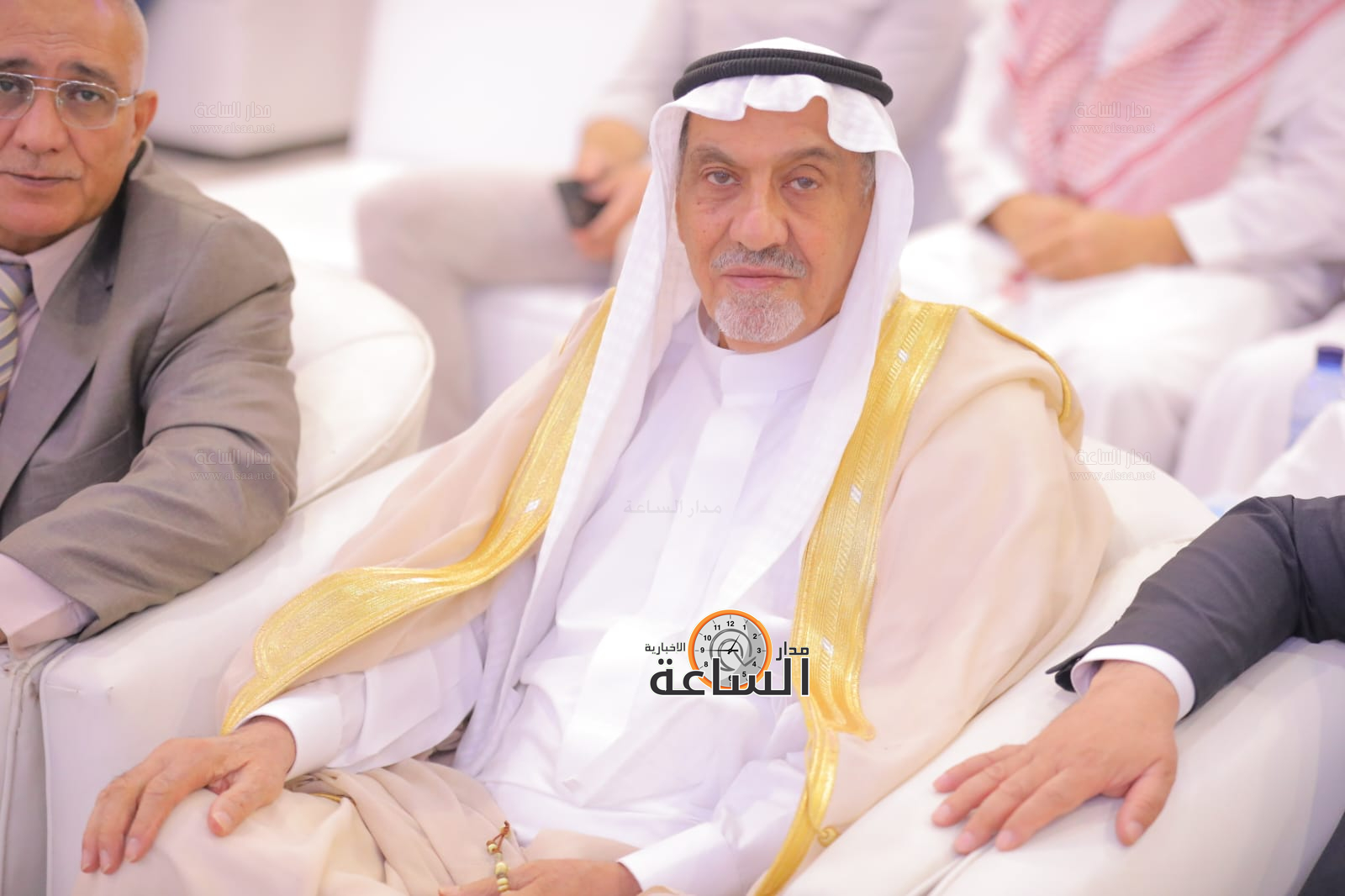 Madar Al-Saa Images 0.6402951238457533